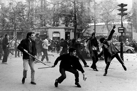 Výsledek obrázku pro nepokoje PAŘÍŽ 1968