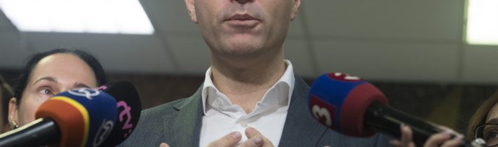 Drucker vyzýva vládu a ministra zdravotníctva: Povedzte ľuďom pravdu!