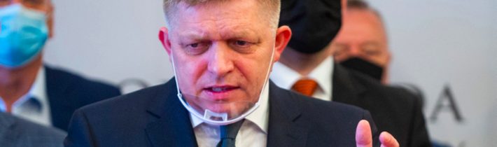 VIDEO: Hanba nad hanbu! Keby slovenský národ videl túto úbohosť, zaplakal by, reagoval Fico na vystúpenie Hegera. Expremiér žiada predviesť z väzby pred parlament exšéfa SIS Pčolinského