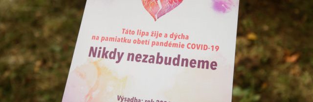 V Banskej Bystrici vysadili prvú spomienkovú lipu pre obete ochorenia COVID-19, nasledovať budú ďalšie