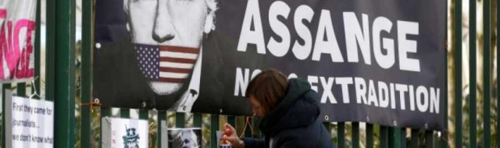 CIA zvažovalo možnosti atentátu na Juliana Assangeho