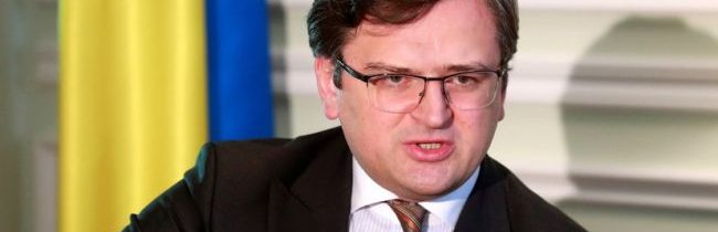 Ukrajinský minister zahraničných vecí považuje americkú pomoc Ukrajine za „signál“ pre Rusko