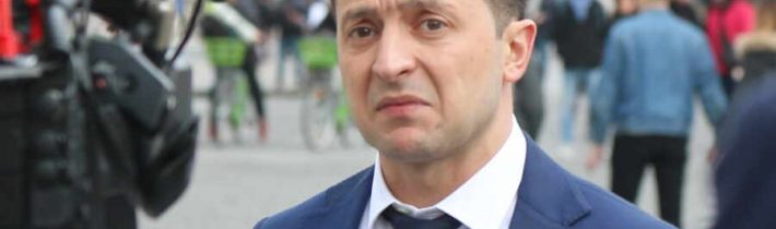USA a NATO nie sú povinné Ukrajine vojensky pomáhať