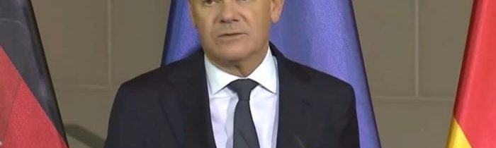 Jalta 2.0 je zde ! Scholz žádá výjimečný stav v Německu, Britští politici těsně pŕed infarktem – USA balí po 80 letech v Evropě fidlátka. Ratlíci vřeští a děsí se naštvaného ruského medvěda. Čeští vlastizrádní podpindos mají plné kalhoty!