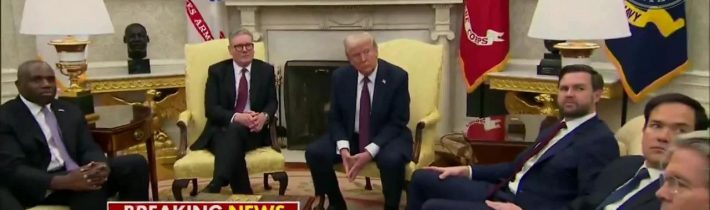 🇺🇸 🖕🇬🇧Trump říká ne na otázku, zda by USA přišly na pomoc,