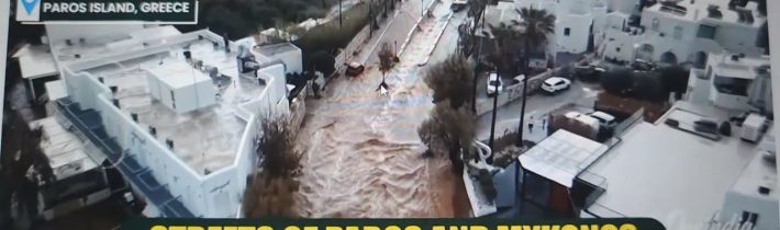 Záplavy v Řecku obrací turistický ráj do chaosu: auta smetena, ulice zatopené, strádající turisté…