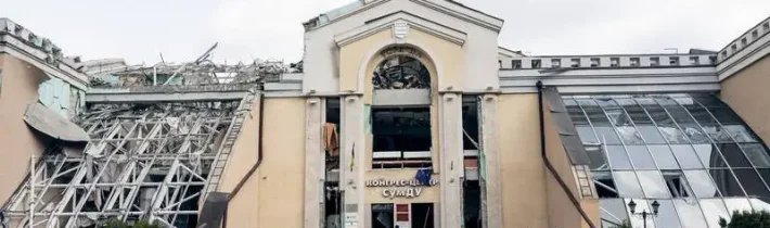 „Nezhromažďujte vojakov kvôli vyznamenaniam“: ukrajinský poslanec komentoval ruský raketový útok na kongres v Sumách