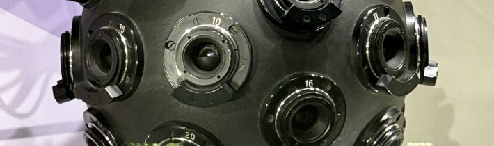 Planetární projektor ZKP-1 – Kabinet Kuriozit