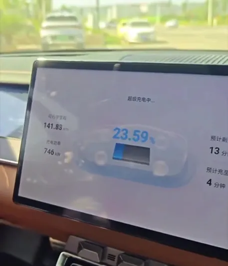 Obrázok je len ilustračný alebo len ako dekorácia.