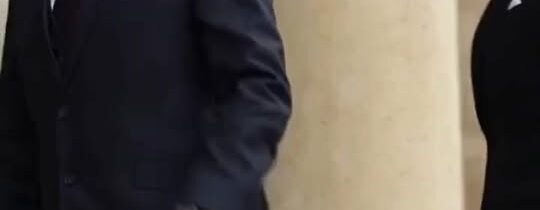 Robert Fico a Emmanuel MacronPredseda vlády SR Robert Fico je už v Paríži. V … @Jajka Správy post 2026-01-29 18:04:43