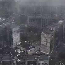 Hrôzy vojnyTakto dnes vyzerá Konstantinovka, ktorej polovicu už obsadilo Rusko….