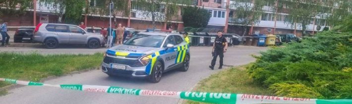 Policajti aktuálne zasahujú v Košiciach na sídlisku Dargovských hrdinov, kde bo…