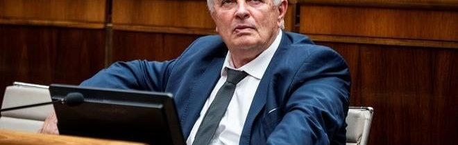 Zahraničný výbor schválil uznesenie o vyslaní Miroslava Radačovského na Cyprus•…