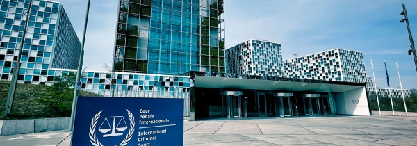 Kríza Medzinárodného trestného súdu: Globálna spravodlivosť na pokraji kolapsu