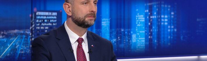 Poľský minister obrany pohrozil zablokovaním vstupu Ukrajiny do EÚ kvôli jej oslavovaniu banderovcov