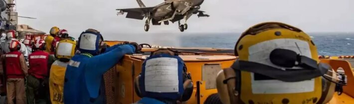 Analytik radí Rusku a Číne: Chcete „vystrašiť“ USA a Európu? Prestaňte podporovať dolár