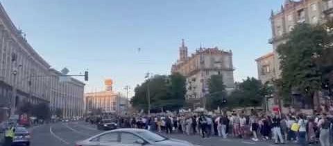 Masové protesty proti Zelenského režimu v Kyjeve, mainstream samozrejme mlčí