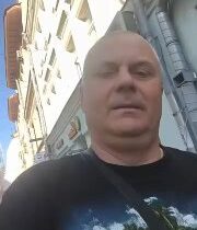 Tohle video jsem natočil na den přesně před rokem v Moskvě. No a myslíte, že se …