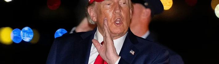 CNBC: Trump sa vyhráža EÚ clami kvôli snahe Kanady o pridružené členstvo
