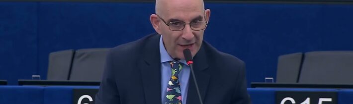 Petar Volgin: Európa si sama zdražila energie odmietnutím ruského plynu