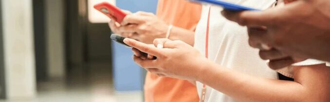 Co čeká školy bez mobilů? – Konzervativní noviny