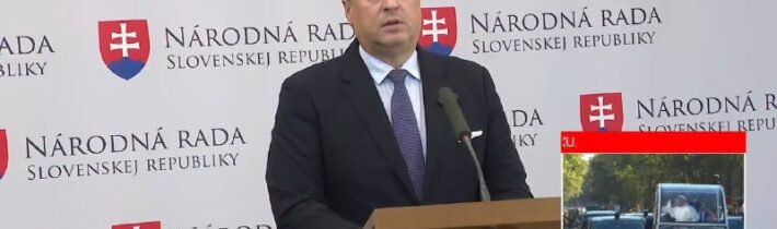 Andrej Danko sa dnes opustil a zvolal tlačovku, na ktorej perlil.Nezabudol spome…