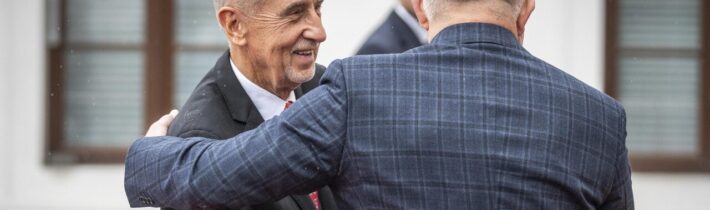 Česká republika obviňuje zbrojársku lobby z predlžovania ukrajinského konfliktu
