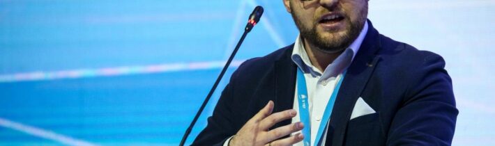 Nemecký politik uzemnil Merza po jeho komentároch o Rusku