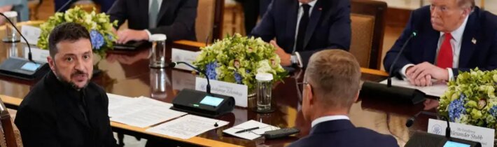 Zatiaľ čo USA tajne skupujú ruskú naftu Anglicko mení Európu na kolóniu