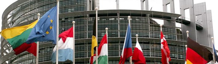 Eurokomisia začala konanie voči Poľsku, Maďarsku a Česku