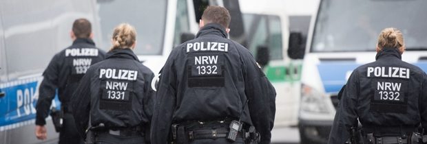 Německo: Policie tajila znásilnění dítěte v azylovém domě