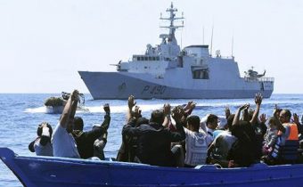 „Máme loď!“ oznámilo hnutie, ktoré chce pri brehoch Afriky blokovať migráciu. Neziskovky, traste sa?