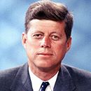 John Fitzgerald Kennedy, 35. prezident USA, by mal 100 rokov