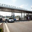 Vo Volkswagen Slovakia sa začal neobmedzený ostrý štrajk