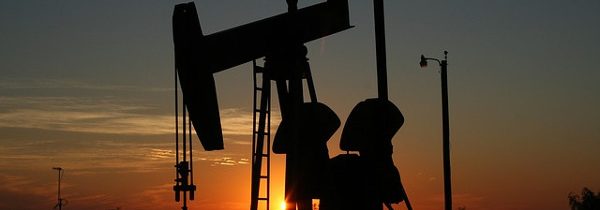 Dilemy ropného trhu a prečo sa olejári musia modliť