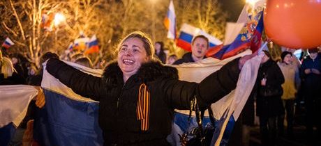 Pokřivené právo na sebeurčení: EU schválila prodloužení sankcí proti Krymu