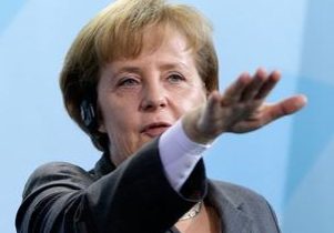 Francii po prezidentských volbách povede žena – Angela Merkel