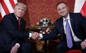 Spojenectvo USA a Poľska je kľúčové pre zabránenie vojny v Európe, vyhlásil Trump vo Varšave