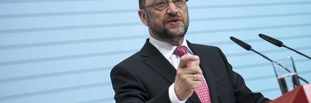 Odchod z Európskeho parlamentu možno Schulz ešte poriadne oľutuje. Stráca podporu voličov. Zato Merkelová…