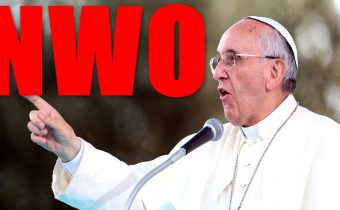 Papež František vyzývá ke globální vládě k boji proti změně klimatu