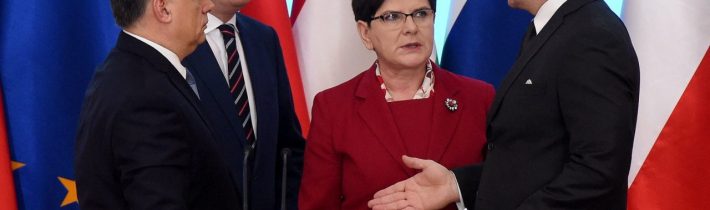Pre Poľsko a Maďarsko sú národná identita a zvrchovanosť základnými hodnotami! Odmietajú kvóty, aj „jadro“