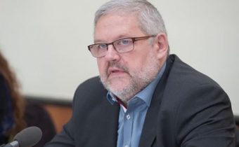 Banskobystrický kandidát na župana Mičev predstavil svoj program s názvom Von z izolácie. Toto reálne trápi občanov, hovorí