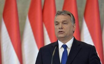 Systém Orbánovej vlády je bližšie k Východu než k Západu, myslí si analytik