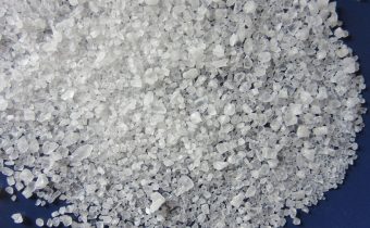 Kuchyňská sůl obsahuje plasty. Včetně mořské. Zjistil to nový výzkum