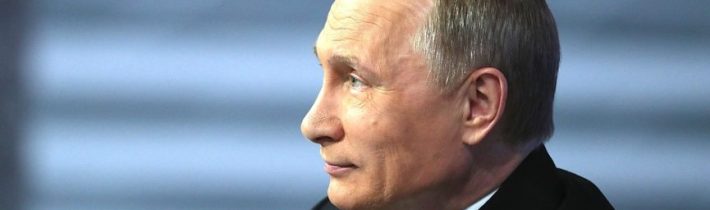 Putin verí, že Trump nebude rukojemníkom temných síl