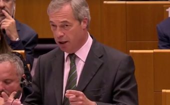 Sprisahanie, možno najväčšie v dejinách, spustil Nigel Farage a ukázal na Sorosových kamošov v europarlamente. Je tu VIDEO s titulkami