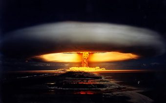 Psychopatičtí vůdci USA se snaží vyvolat jadernou válku s Ruskem