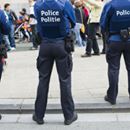 Desiatky migrantov zaútočili neďaleko Bruselu na šesticu policajtov