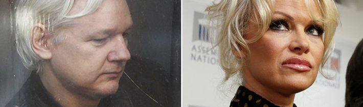 Assange je vo veľkom nebezpečenstve a nenávidený médiami pod kontrolou Clintonovcov, tvrdí Pamela Anderson