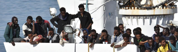 Taliansky minister vnútra zakázal migrantom vylodiť sa na Sicílii